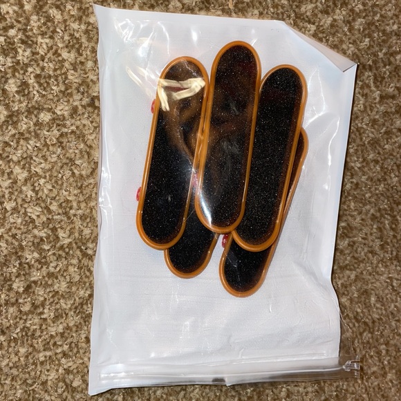 Tech Decks - Picture 13 of 17